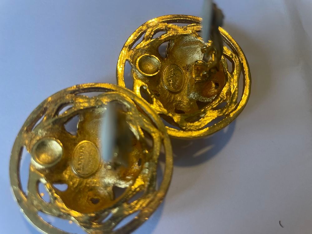 BO Boucles d'Oreilles Ronde dor&eacute;e arabesques LANVIN Bijoux et montres