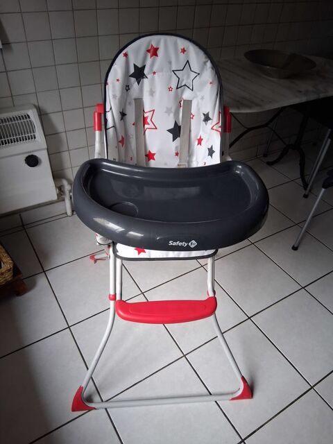 Chaise haute b�b� 20 Saint-�gr�ve (38)