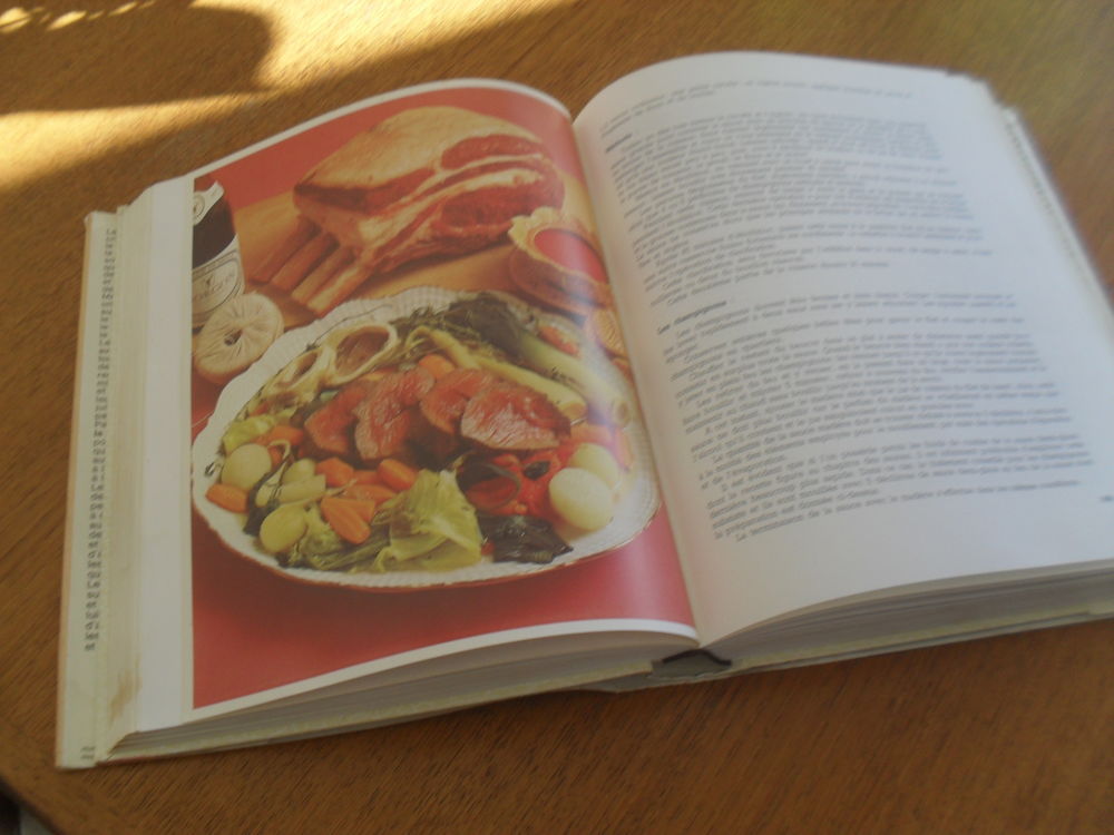 LIVRE DE CUISINE "PAUL BOCUSSE"
Cuisine