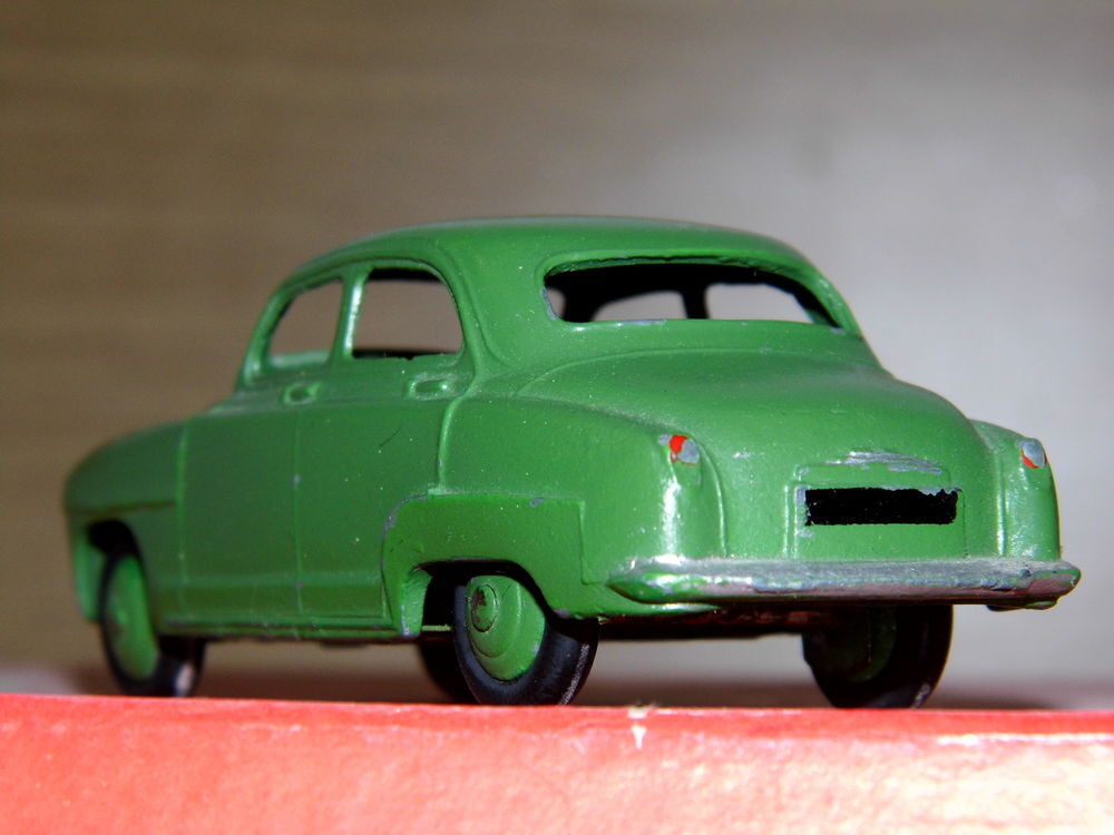 Dinky toys 24U SIMCA 9 ARONDE MECCANO 24U voiture collection vintage jouet ancien 