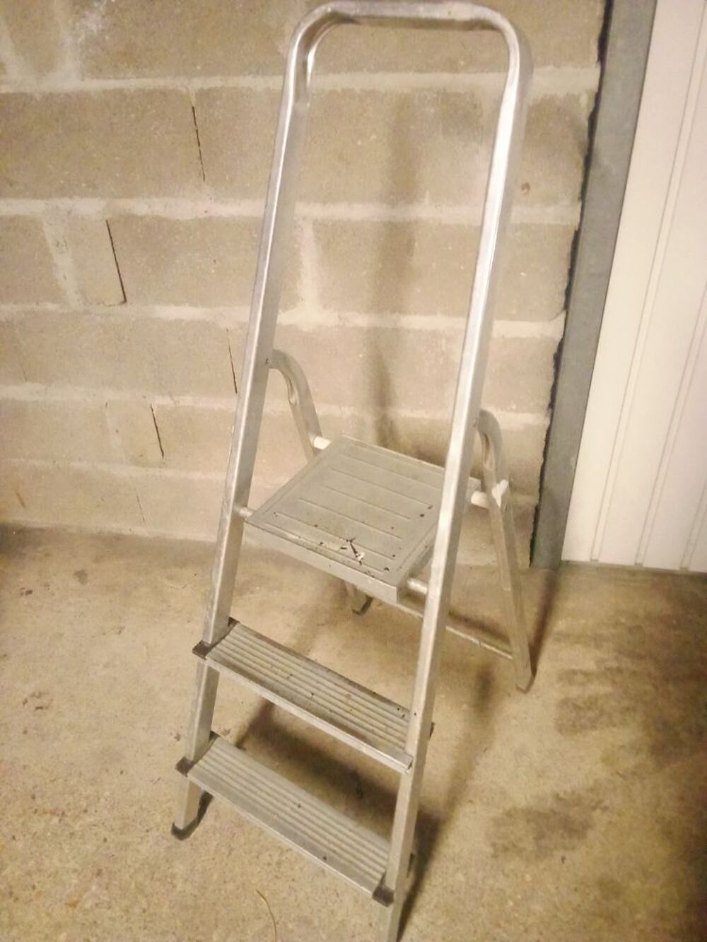 Escabeau alu Electroménager