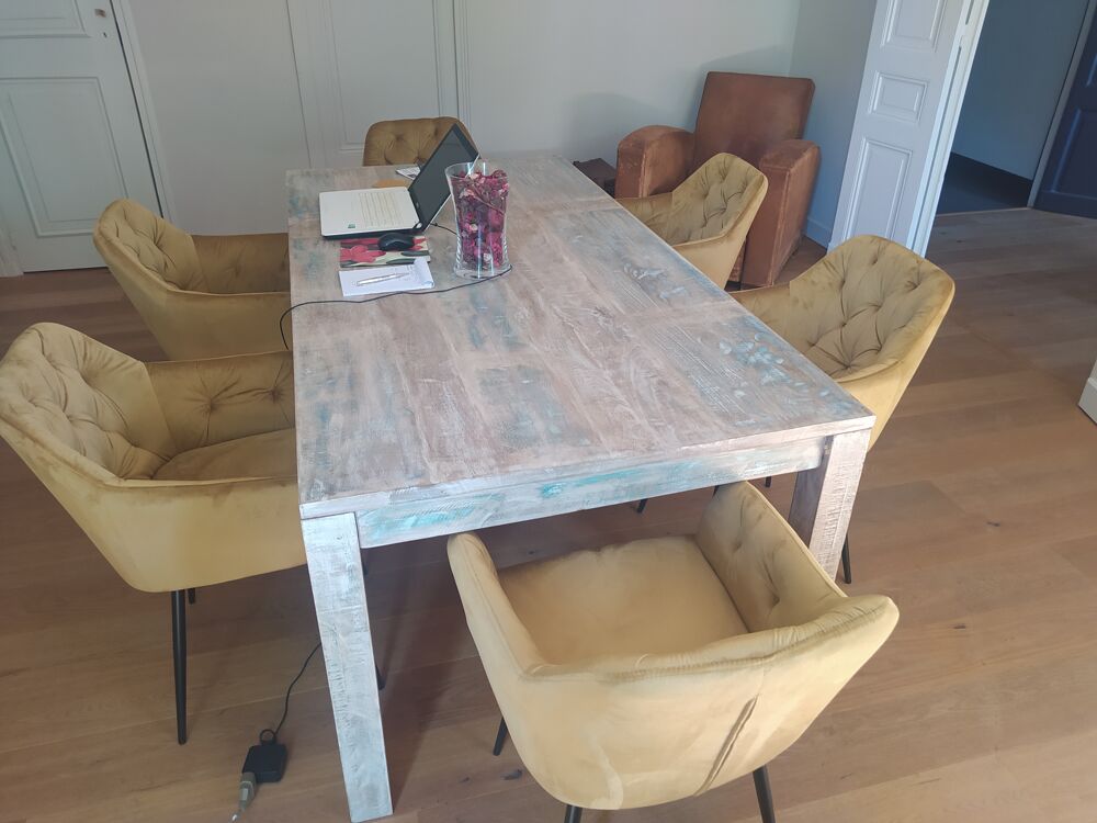 TABLE Meubles