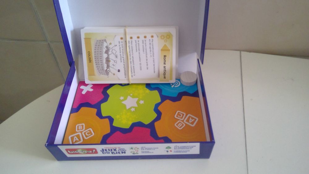 9€ Enigmes antiquit&eacute; (Bioviva) Jeux / jouets