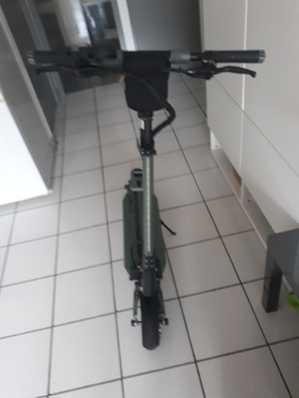 Trotinette &eacute;lectrique vsett 8 Vélos