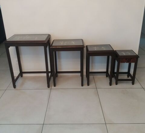 Tables gigognes chinoises anciennes 150 Yerres (91)