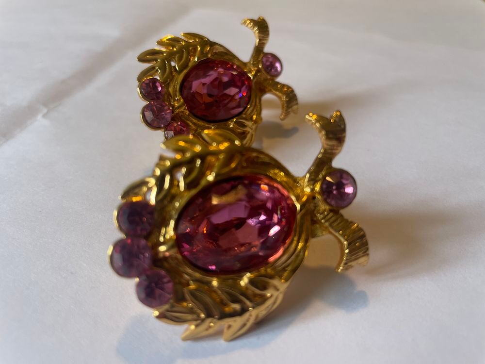 BO Boucles d'Oreilles laurier dor&eacute;e strass rose I.FRESSANGE Bijoux et montres