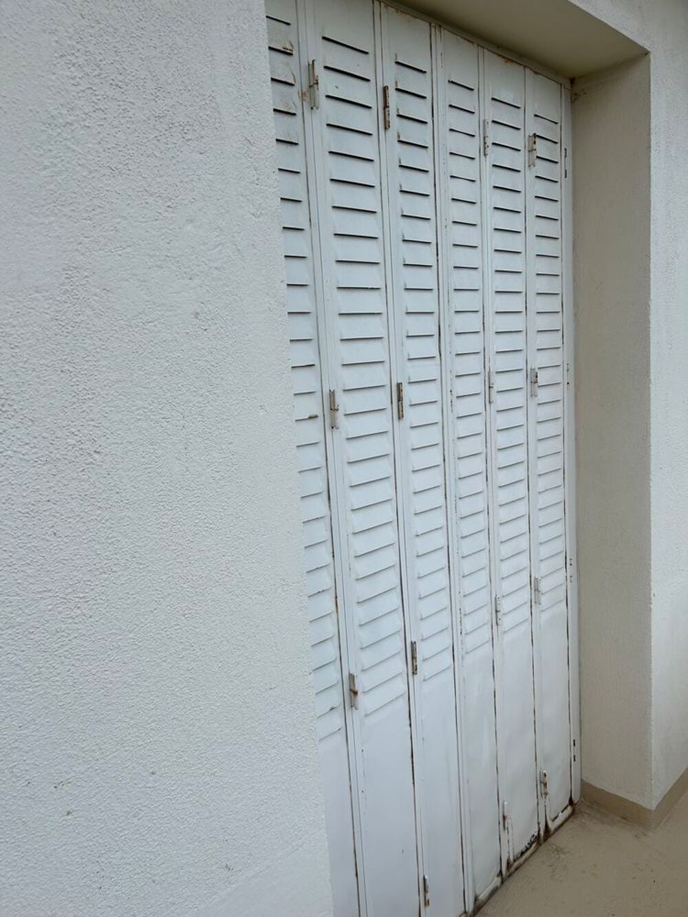 5 porte fen&ecirc;tre PVC blanc avec ses 5 volets Haussmanien Bricolage