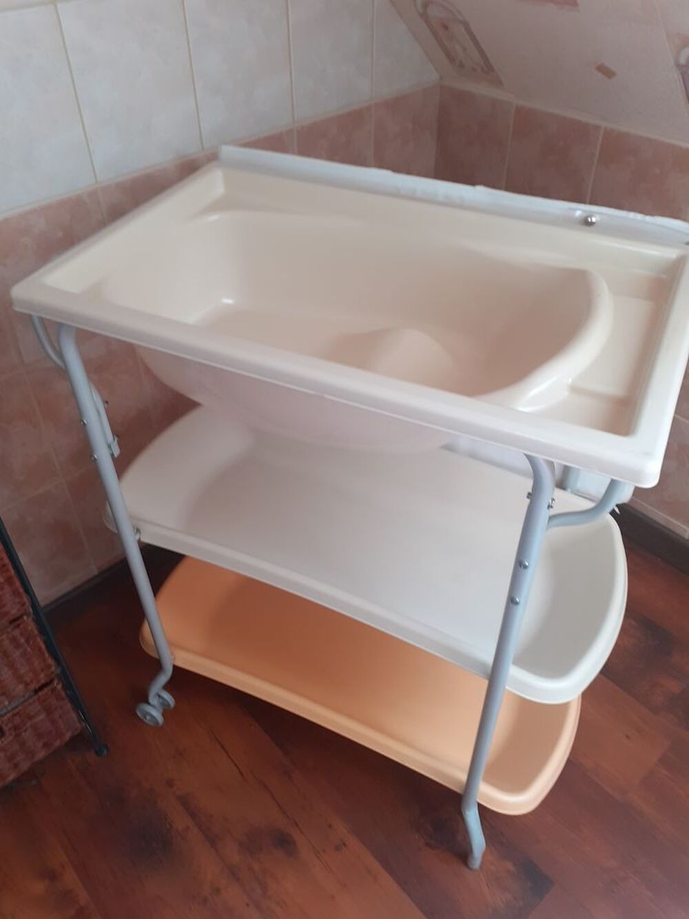 Table &agrave; langer Puériculture