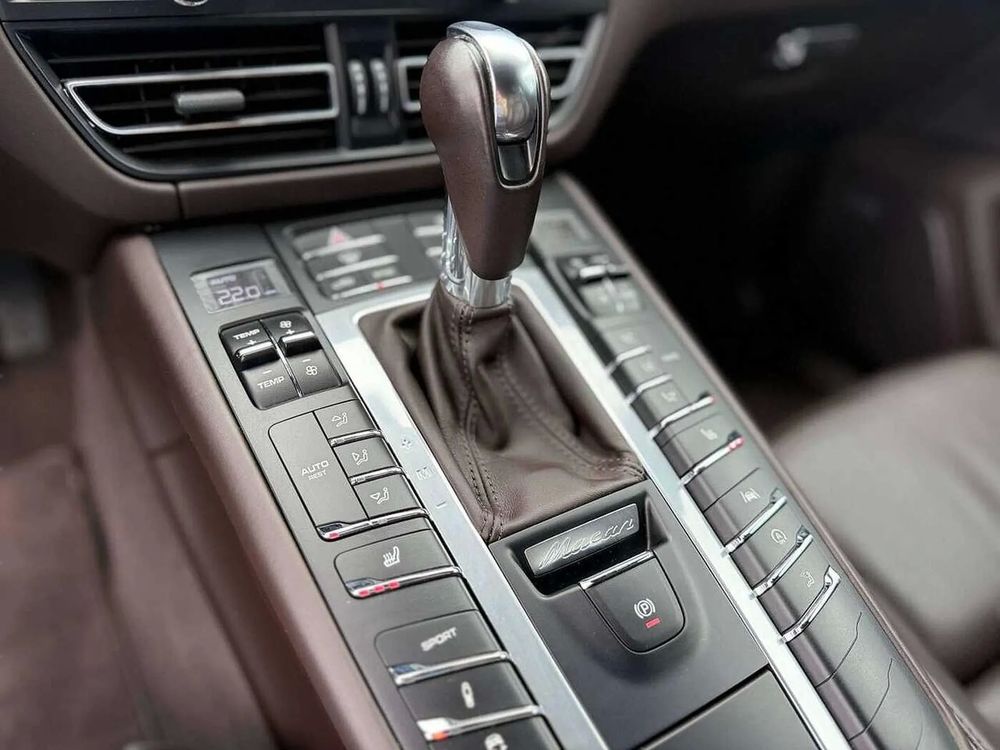 Macan 2.0 252ch PDK Toit Ouvrant 2020 occasion 33600 Pessac