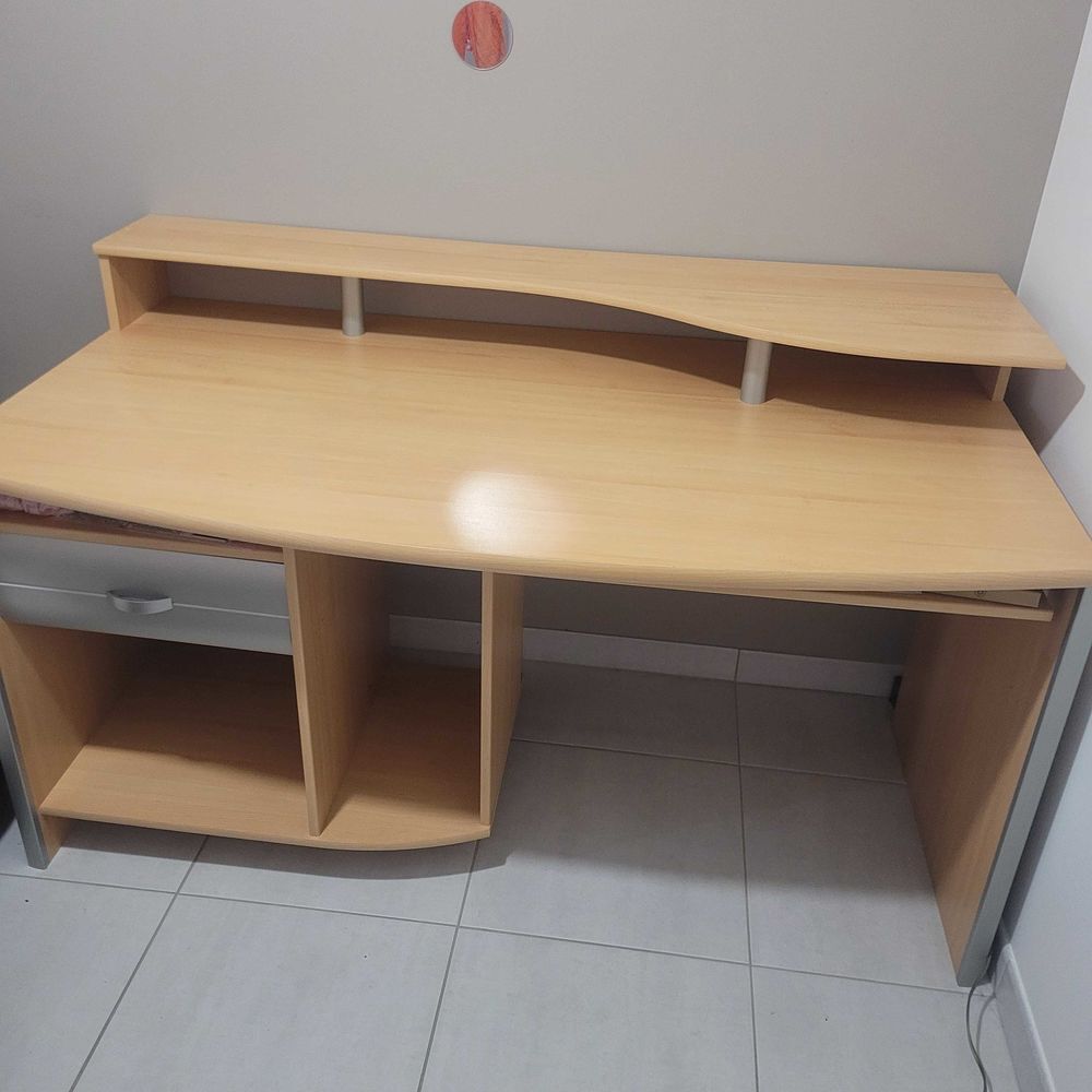 Bureau Meubles