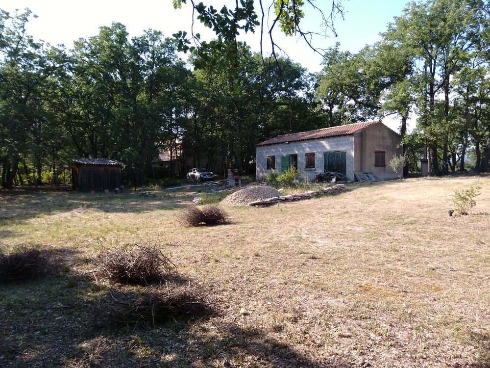 Vente Terrain CABANON  SUR TERRAIN DE LOISIR  AVEC RIVIÈRE ,EAU  ET EDF Aix-en-provence