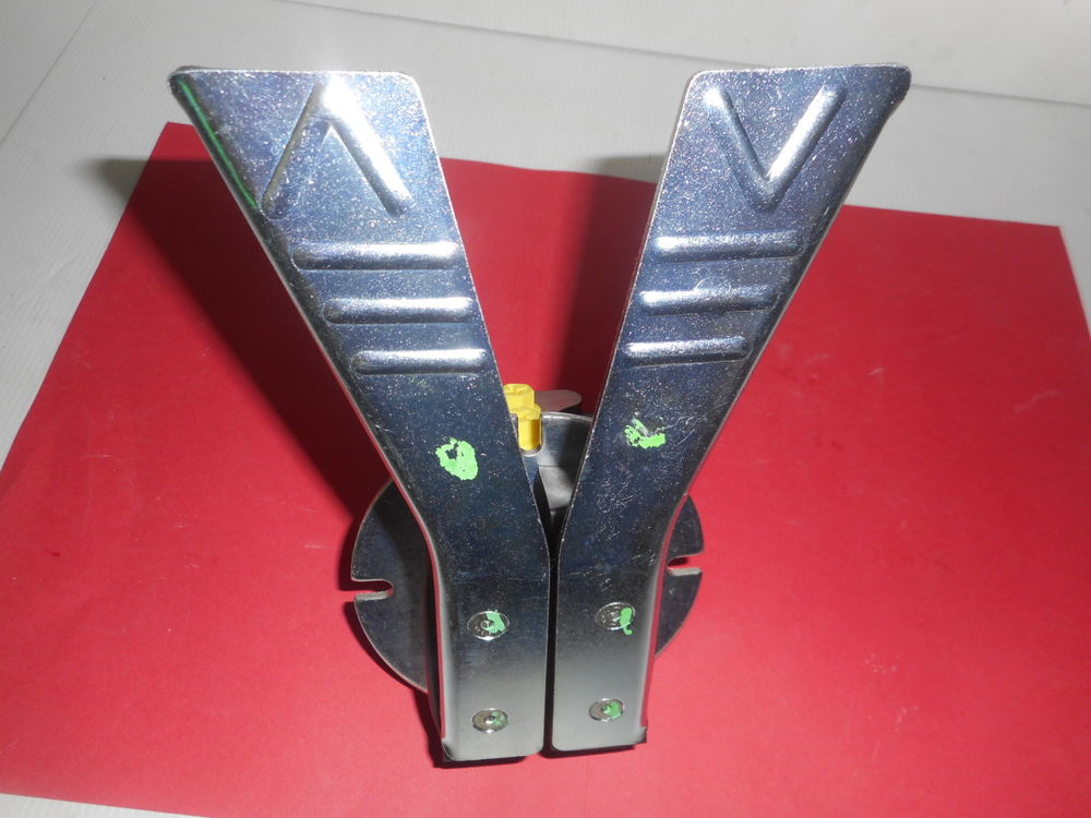   Pdale double hydraulique  