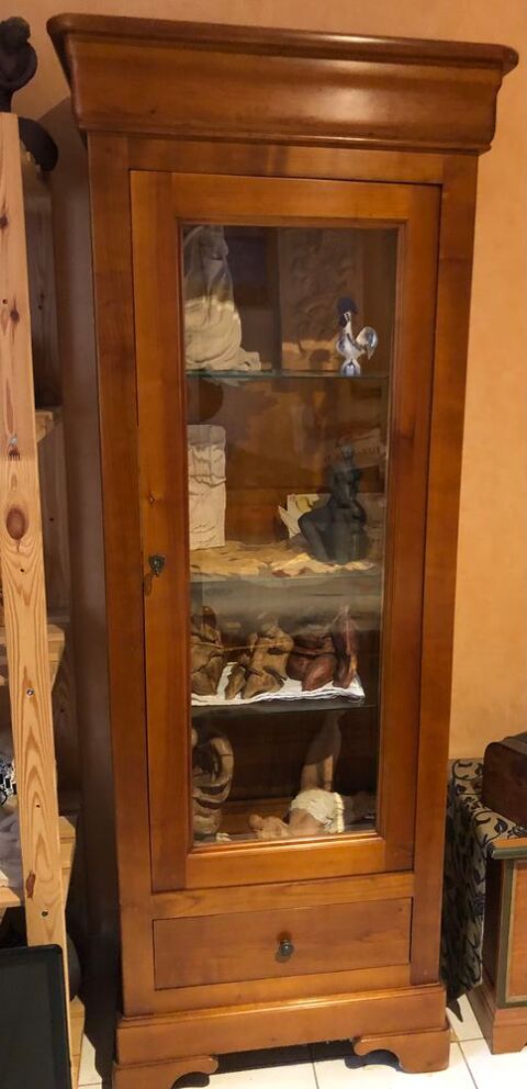 Vitrine en bois massif Chuzelles (38)