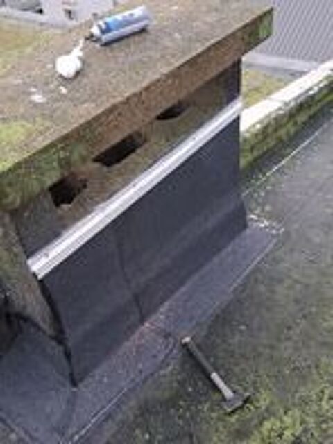   Multi-services (etanchéïté, jardin, toitures, tout travaux). 