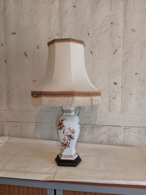 Lampe 0 Saint-Médard-en-Jalles (33)