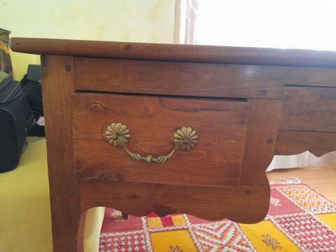 Superbe bureau dauphinois rare 700 Saint-Martin-d'Uriage (38)