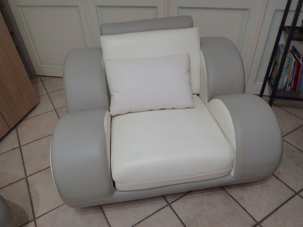 Canape 2 places + fauteuil Meubles