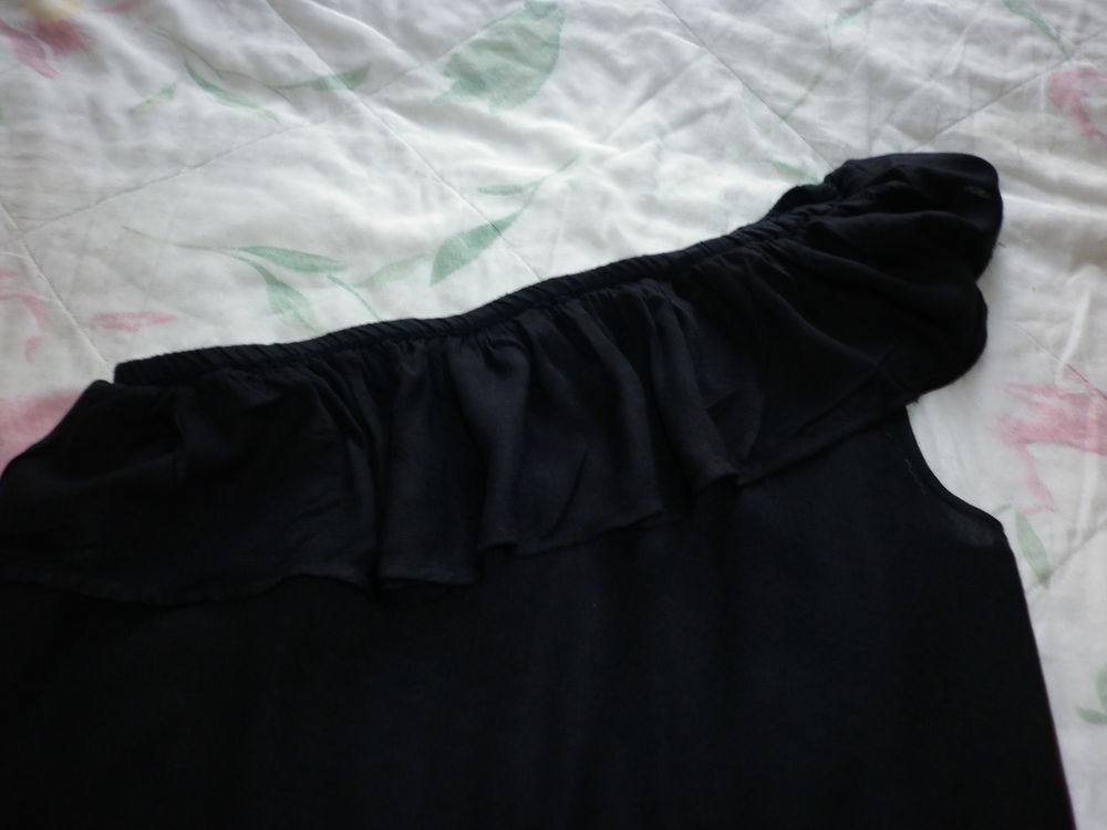 chemisier dos nu noir Vêtements