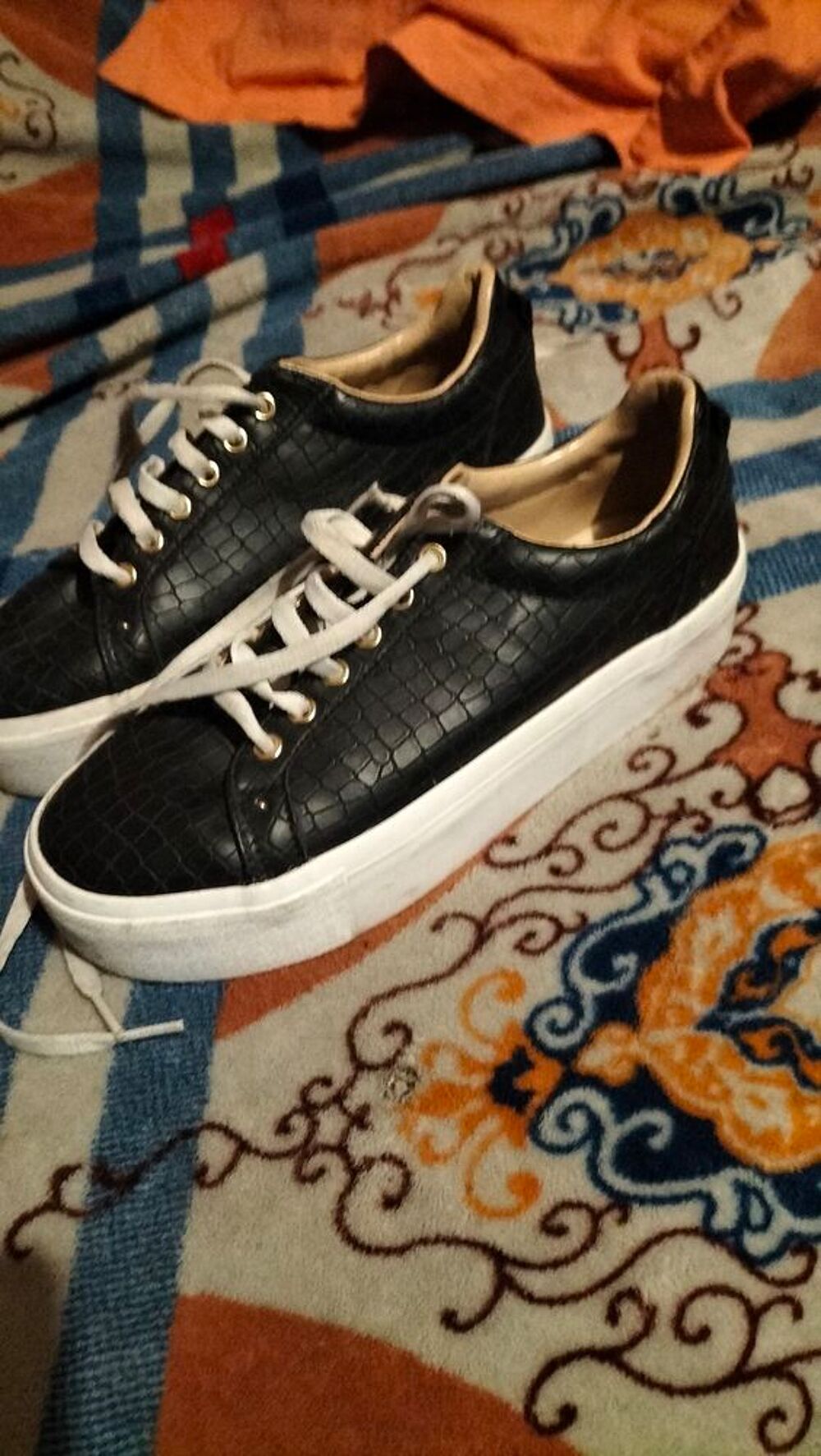 Basket pull &amp;Bear collection pointure 36 quasi neuf Chaussures