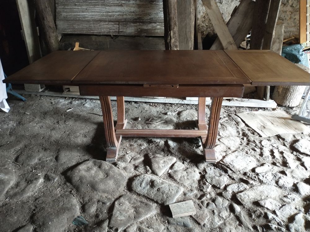 Table en ch&ecirc;ne massif Meubles