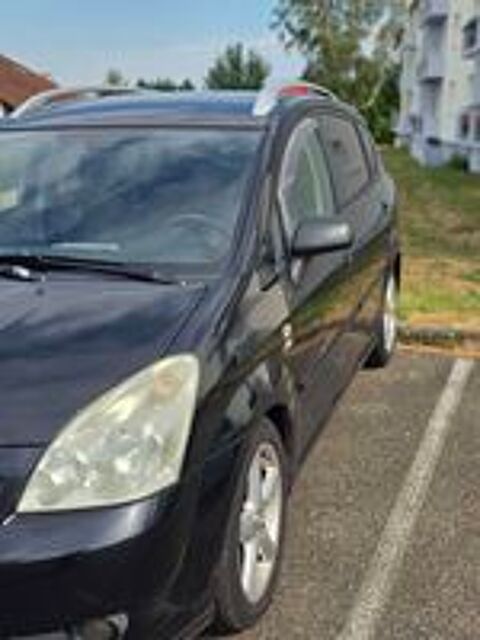Corolla Verso 177 D-4D 7pl Clean Power 2006 occasion 57600 Morsbach