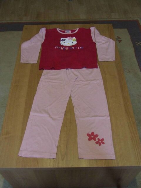 Pyjama 2 pi�ces, HELLO KITTY, Rose, 8�ans (126�cm) 1 Bagnolet (93)