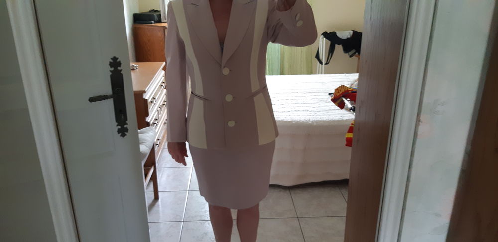 Tailleur jupe et veste Vêtements