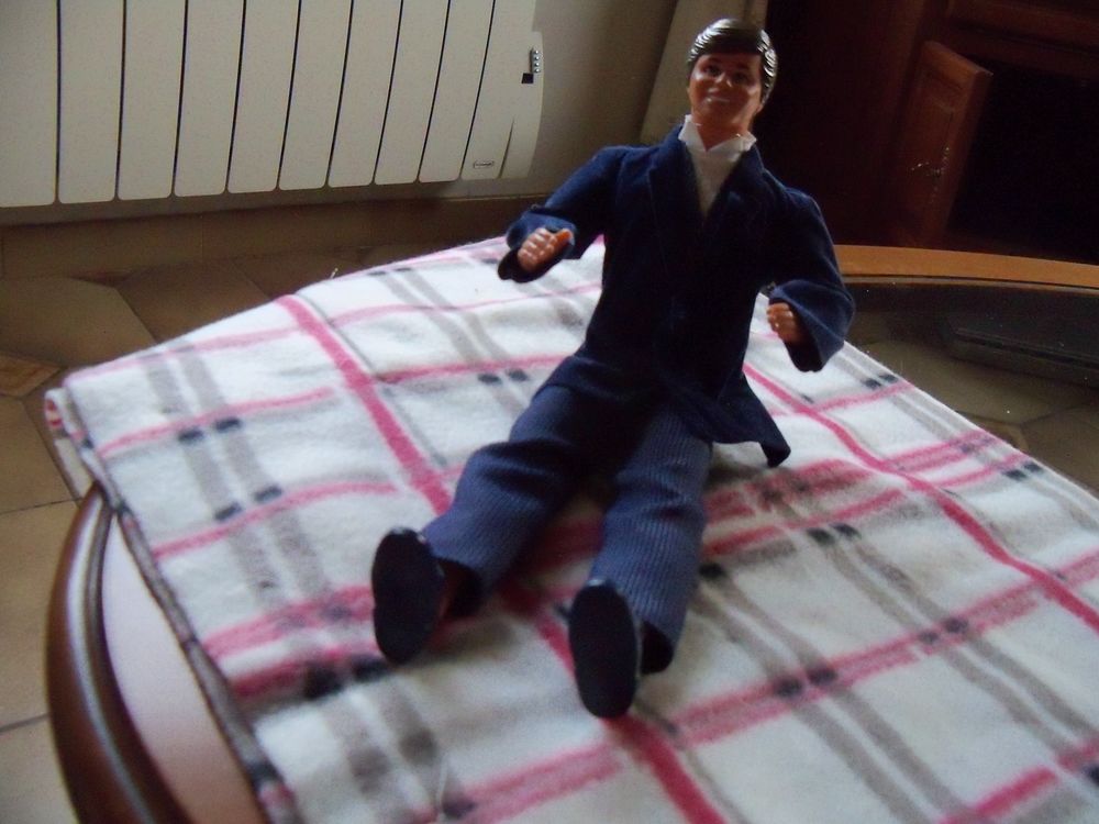 poup&eacute;e Ken 