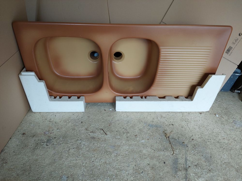 EVIER 
Bricolage