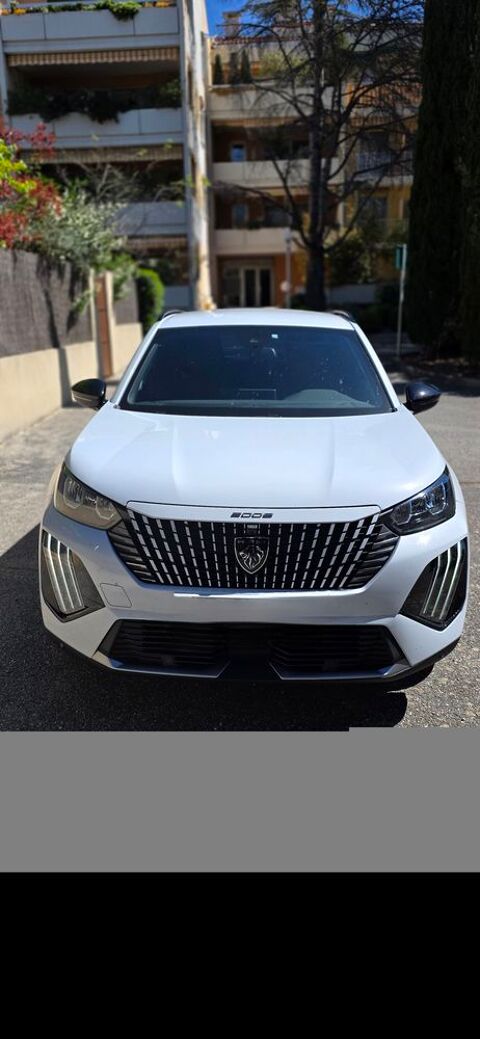 Peugeot 2008 Hybrid 136 e-DCS6 Allure 2025 occasion Aix-en-Provence 13100