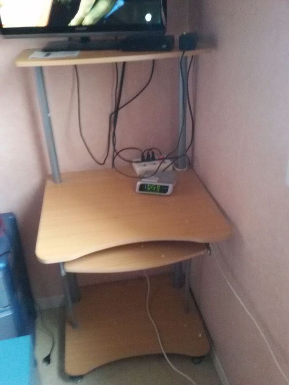 PETIT BUREAU ORDINATEUR Mobilier enfants