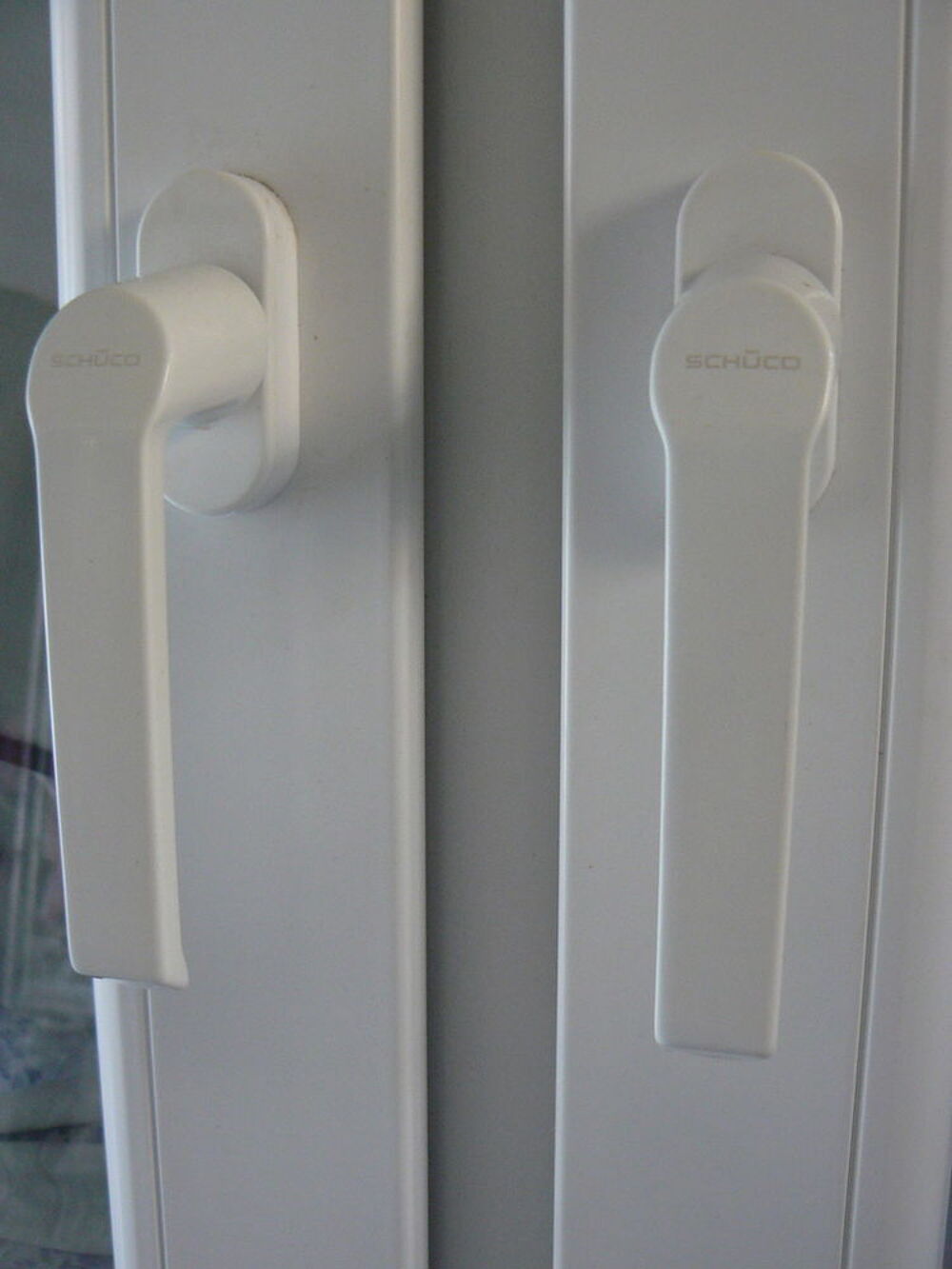 Fen&ecirc;tre double vitrage en PVC gris argent 7001 Bricolage