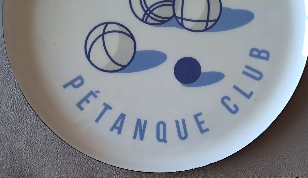 plateau en m&eacute;tal blanc l'estaque p&eacute;tanque club Marseille Décoration