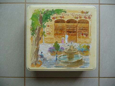 Boite mtal  gteaux grand modle la cure gourmande 12 Celles-sur-Belle (79)