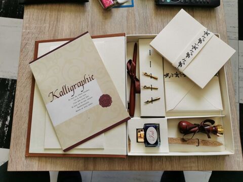 coffret de calligraphie 12 Cognin (73)