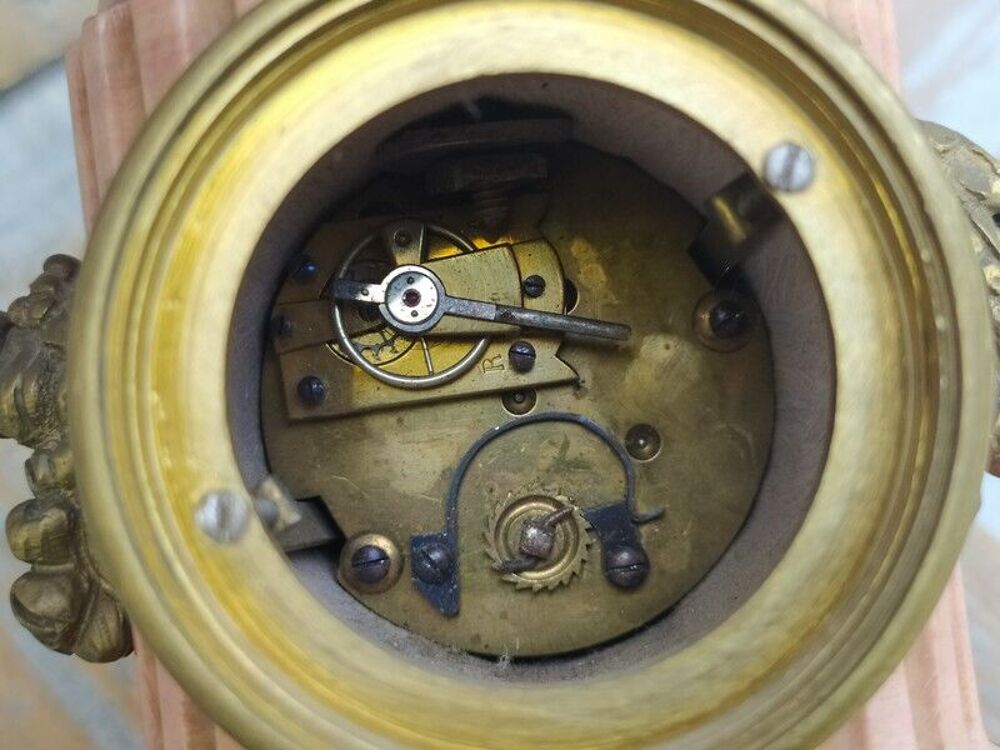 Pendule Marbre et Bronze Angelot Ch&eacute;rubin Papillon XIX&egrave;me 
