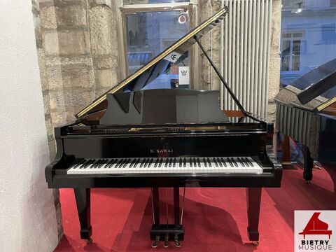 Piano droit Legnica 106 Noyer 1500 Lyon 5 (69)