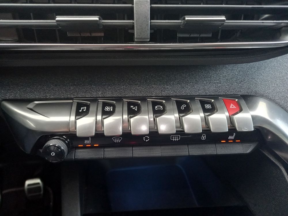 3008 1.5 BLUEHDI 130 GT LINE SCUIR GPS TO CAMERA 2019 occasion 88220 Urim&eacute;nil