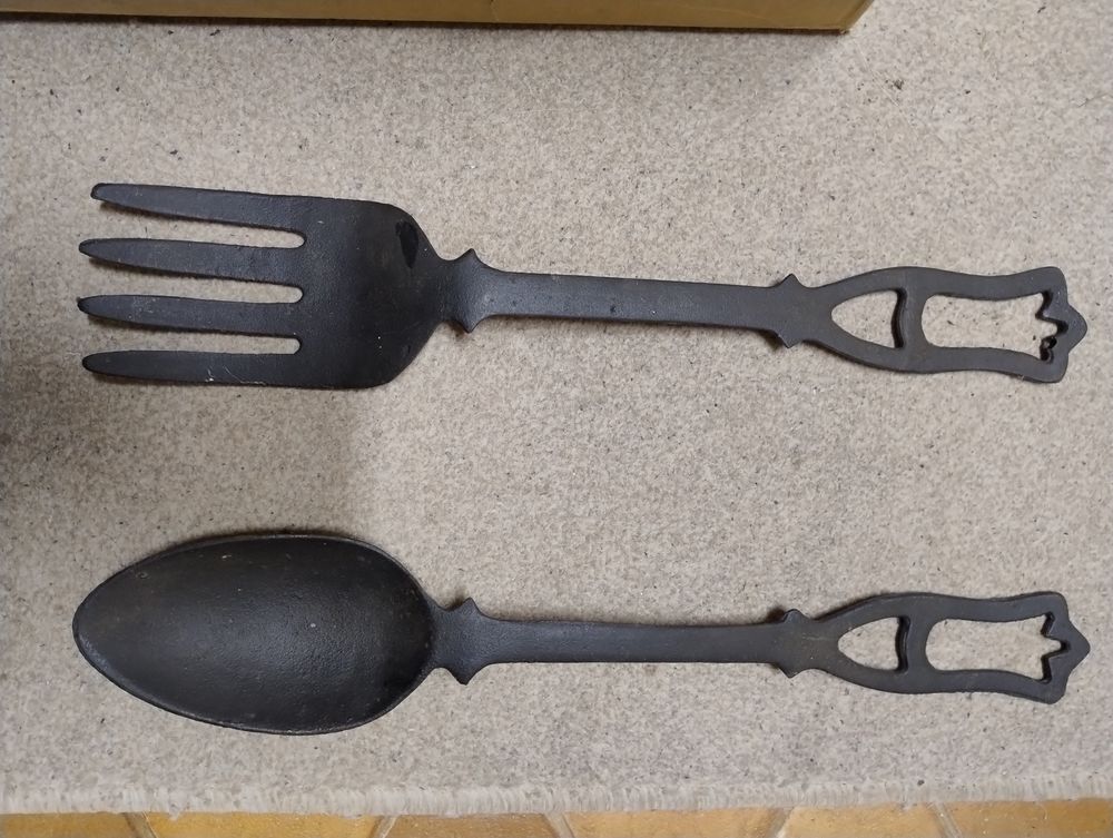 Cuill&egrave;re et Fourchette. 
Cuisine