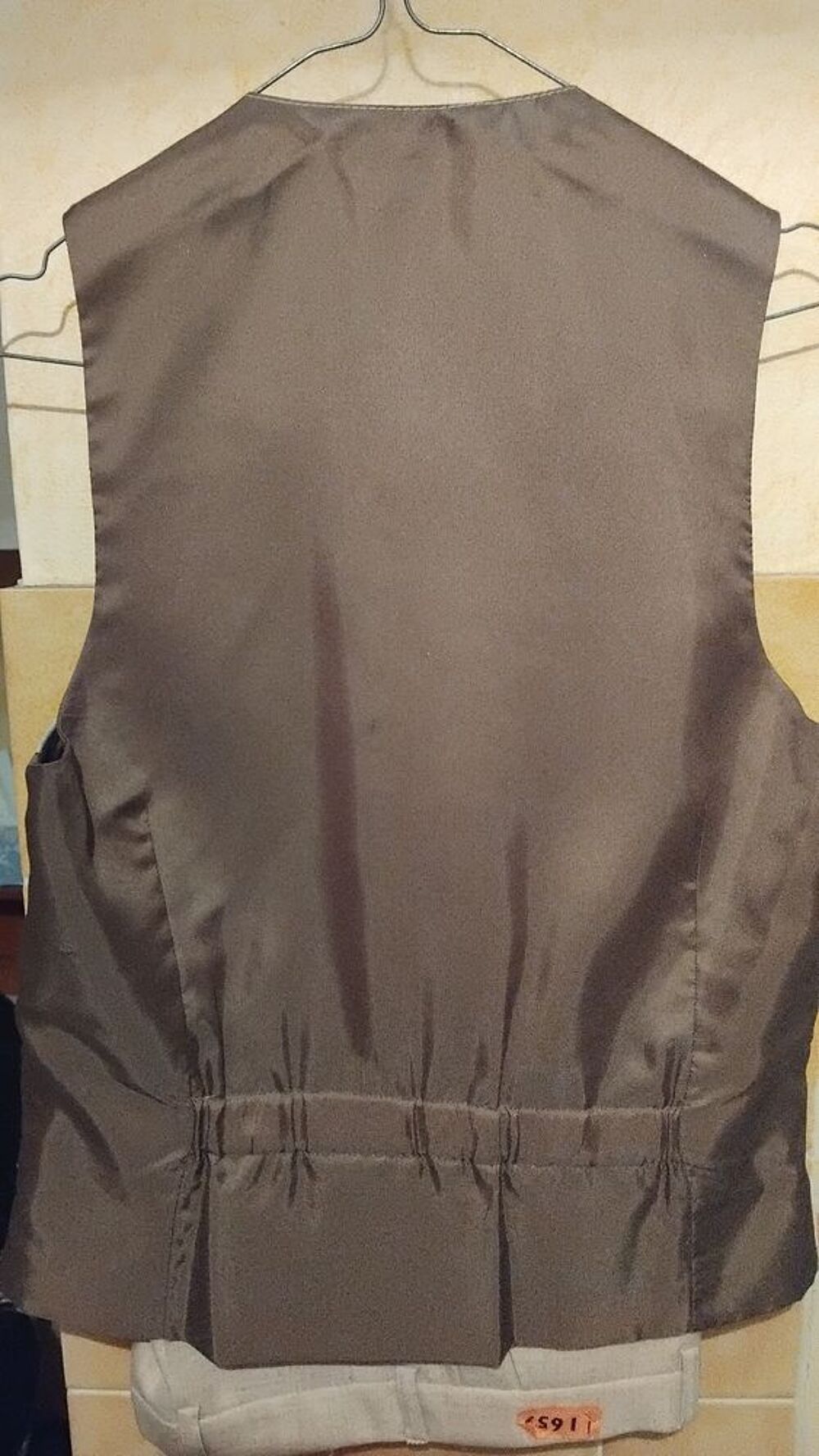 Costume 3 pi&egrave;ces NEUF 60% laine, fabrication France Vêtements