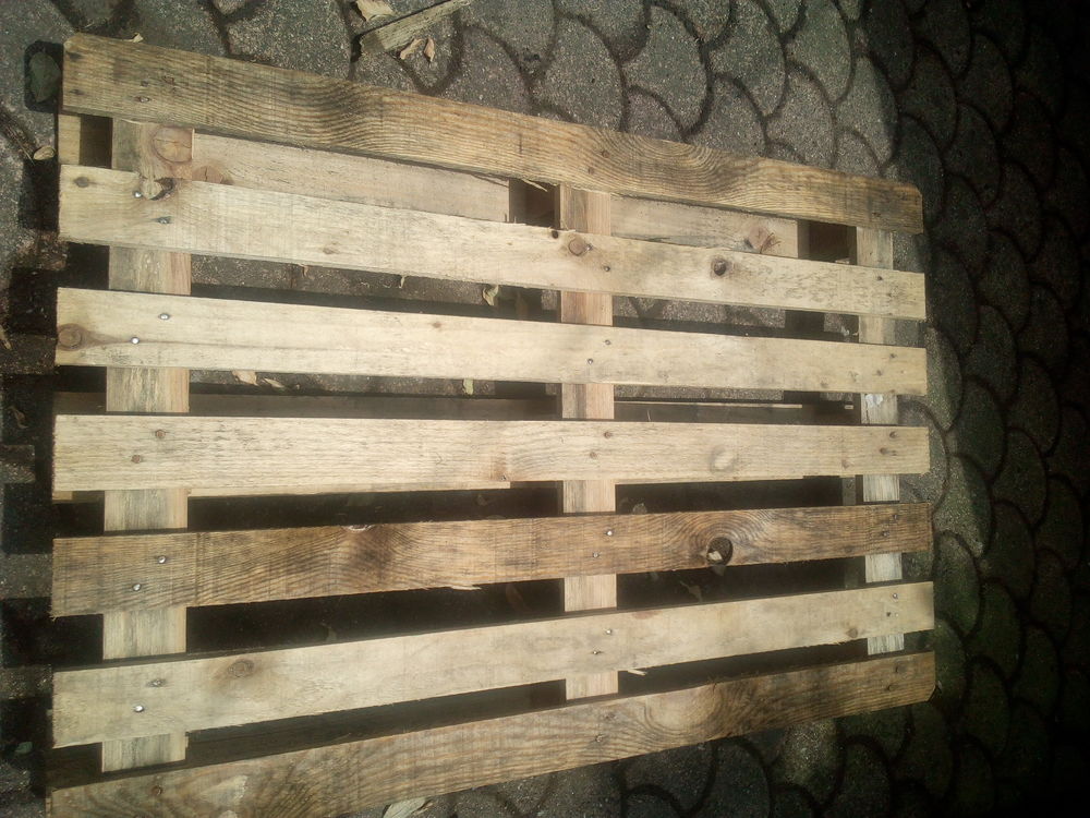 Palettes 800 x 1200 et 1200 x 1200 1000 x1000 en sapin Bricolage