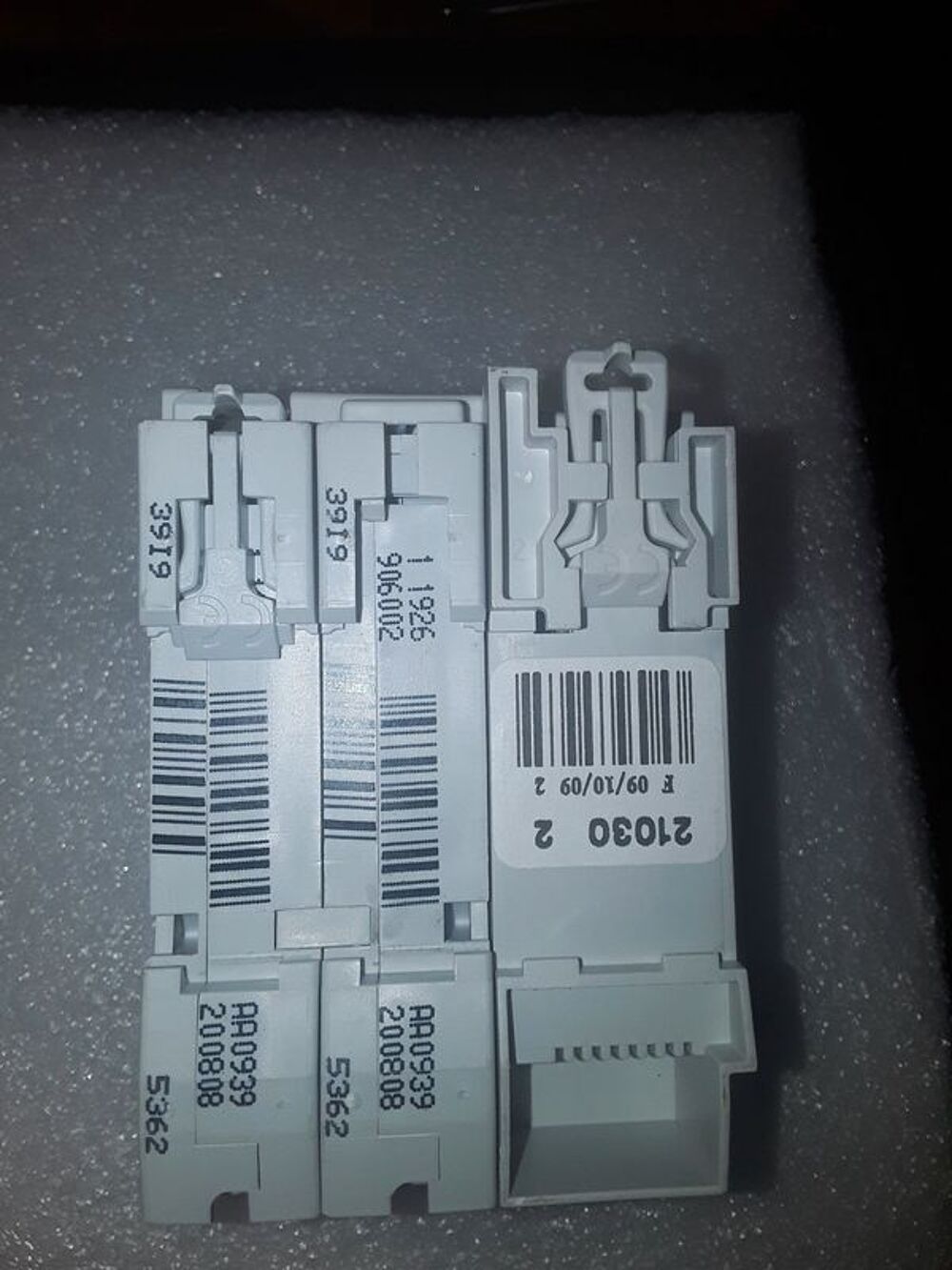 Disjoncteur Schneider 2P C60N C16 24202+ VIGI 265099 Bricolage