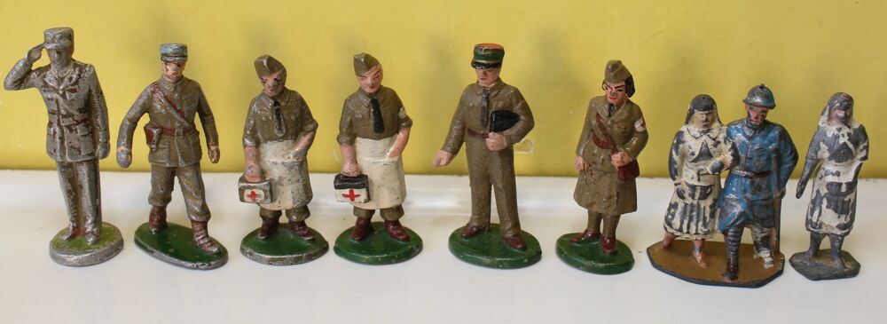 Lot de soldats, militaires quiralu et plomb Jeux / jouets