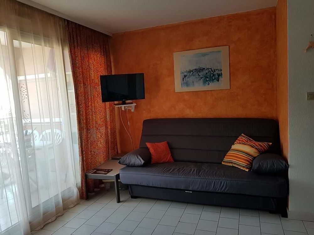   Cap d'Agde  T2 cabine loggia 6couchages Clim PARKING Piscine Languedoc-Roussillon, Le Cap D Agde (34300)