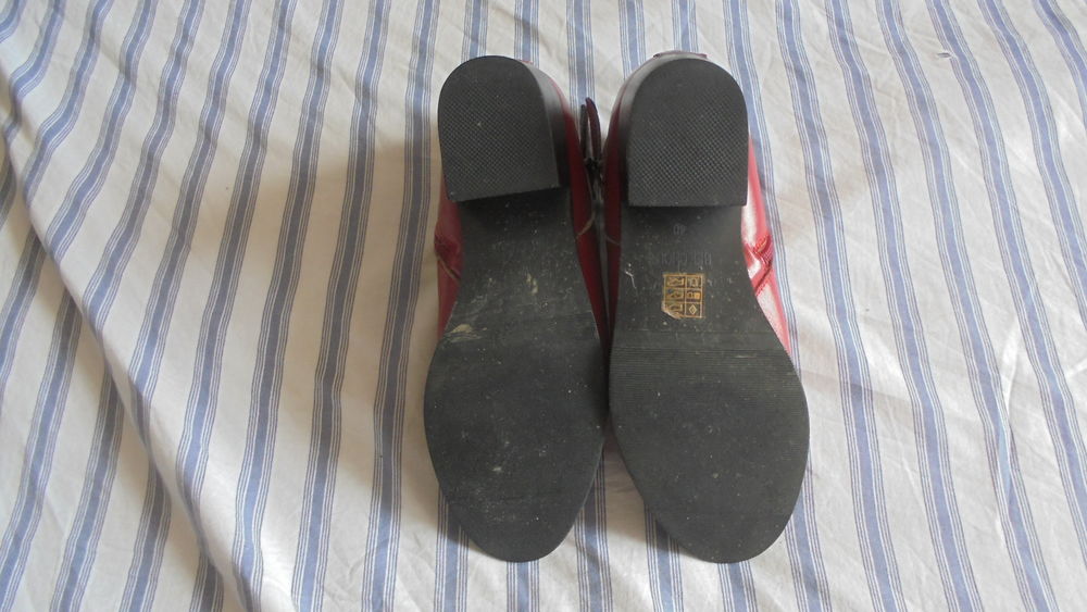 paires de belles bottines femme rouge taille 40 Chaussures