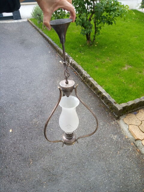 Joli plafonnier m�tal/verre. 10 Barby (73)