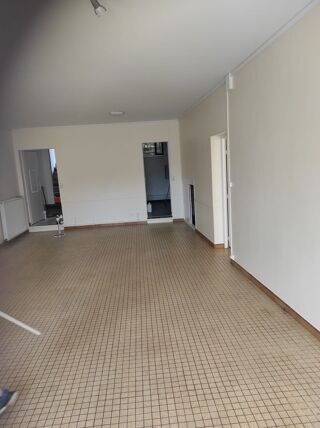  Appartement � louer 2 pi�ces 75 m� Saint-urbain-maconcourt