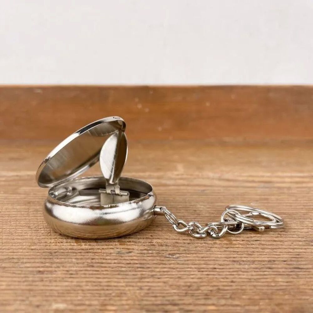Porte-Cl&eacute;s Cendrier De Poche Bijoux et montres