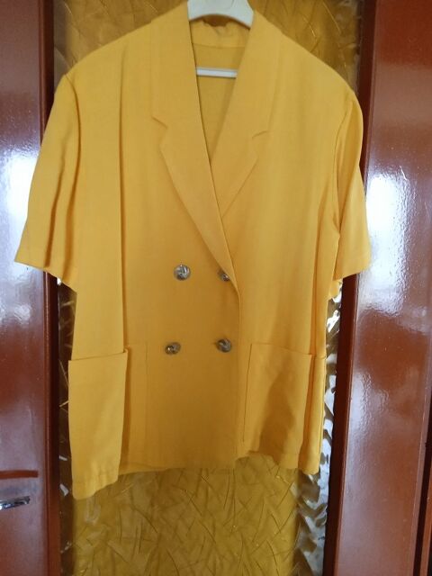 blazer jaune très habillé 9 Trun (61)