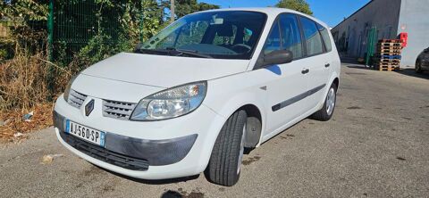 Renault scenic ii Sc&eacute;nic II 1.5 dCi 105ch 7 place